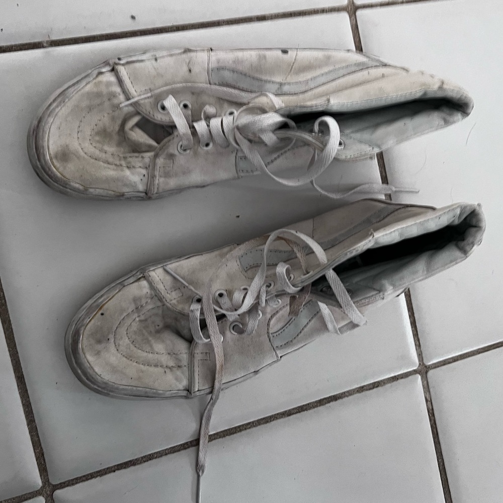 Beat up Vans hi tops size 12